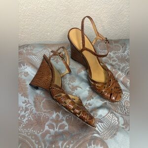 Stuart Weitzman Golitely Cafe Alligator Embossed Wedge Size 9.5